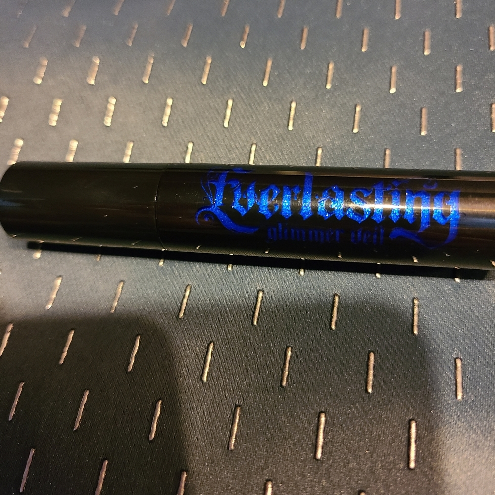 Kat von d everlasting glimmer veil